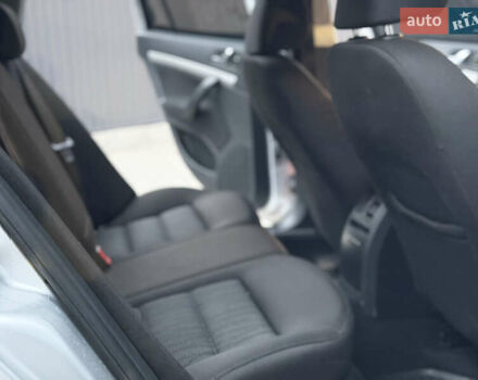 Сірий Шкода Октавія, об'ємом двигуна 1.8 л та пробігом 300 тис. км за 5550 $, фото 17 на Automoto.ua