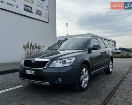 Серый Шкода Октавия, объемом двигателя 2 л и пробегом 211 тыс. км за 13200 $, фото 1 на Automoto.ua