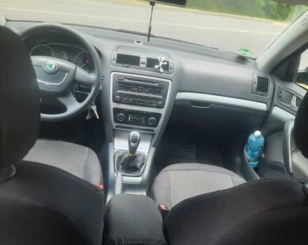 Серый Шкода Октавия, объемом двигателя 1.99 л и пробегом 340 тыс. км за 8150 $, фото 12 на Automoto.ua