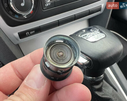 Серый Шкода Октавия, объемом двигателя 2 л и пробегом 211 тыс. км за 13200 $, фото 85 на Automoto.ua