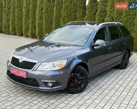 Серый Шкода Октавия, объемом двигателя 2 л и пробегом 230 тыс. км за 9499 $, фото 2 на Automoto.ua