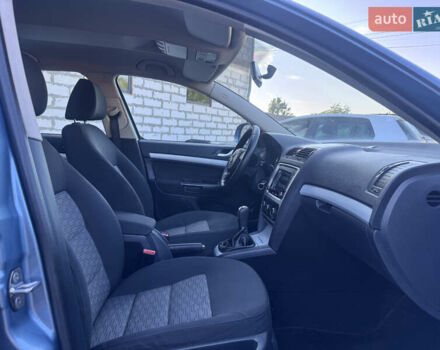 Серый Шкода Октавия, объемом двигателя 1.6 л и пробегом 230 тыс. км за 8490 $, фото 48 на Automoto.ua