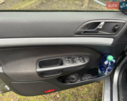 Серый Шкода Октавия, объемом двигателя 1.2 л и пробегом 260 тыс. км за 7050 $, фото 13 на Automoto.ua