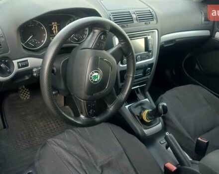 Серый Шкода Октавия, объемом двигателя 1.4 л и пробегом 129 тыс. км за 7100 $, фото 6 на Automoto.ua