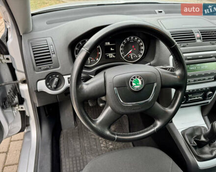 Сірий Шкода Октавія, об'ємом двигуна 1.6 л та пробігом 181 тис. км за 8799 $, фото 9 на Automoto.ua