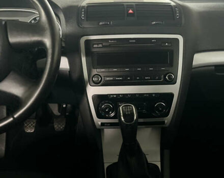 Сірий Шкода Октавія, об'ємом двигуна 1.6 л та пробігом 208 тис. км за 9150 $, фото 63 на Automoto.ua