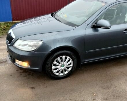 Серый Шкода Октавия, объемом двигателя 1.2 л и пробегом 300 тыс. км за 6900 $, фото 1 на Automoto.ua