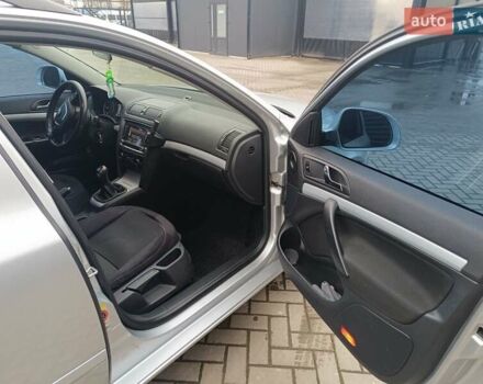 Серый Шкода Октавия, объемом двигателя 1.6 л и пробегом 278 тыс. км за 7500 $, фото 13 на Automoto.ua