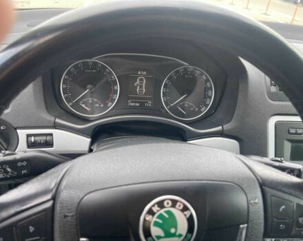 Серый Шкода Октавия, объемом двигателя 2 л и пробегом 308 тыс. км за 8300 $, фото 4 на Automoto.ua