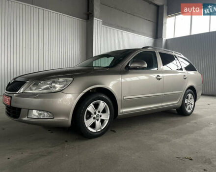 Сірий Шкода Октавія, об'ємом двигуна 1.6 л та пробігом 208 тис. км за 9150 $, фото 8 на Automoto.ua