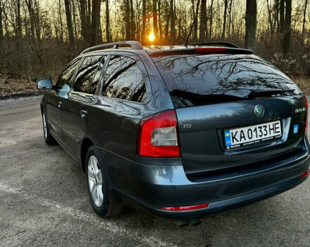Серый Шкода Октавия, объемом двигателя 1.99 л и пробегом 270 тыс. км за 9000 $, фото 4 на Automoto.ua