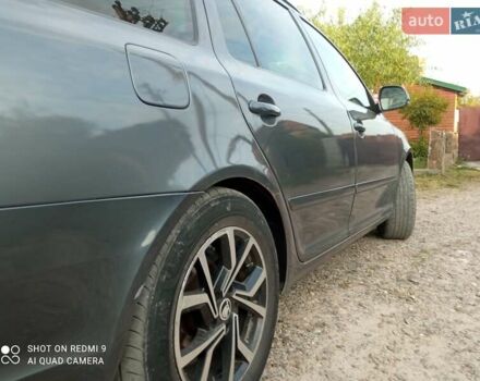 Серый Шкода Октавия, объемом двигателя 1.6 л и пробегом 297 тыс. км за 8000 $, фото 2 на Automoto.ua