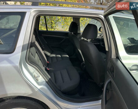 Серый Шкода Октавия, объемом двигателя 1.6 л и пробегом 374 тыс. км за 6600 $, фото 7 на Automoto.ua