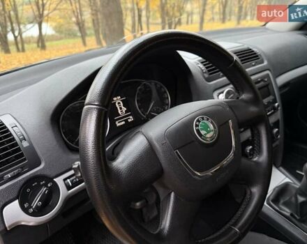 Серый Шкода Октавия, объемом двигателя 1.6 л и пробегом 280 тыс. км за 8000 $, фото 18 на Automoto.ua