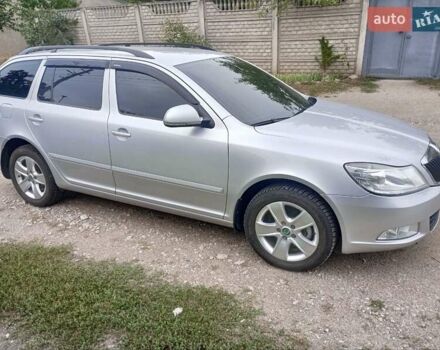 Серый Шкода Октавия, объемом двигателя 1.6 л и пробегом 269 тыс. км за 8600 $, фото 2 на Automoto.ua