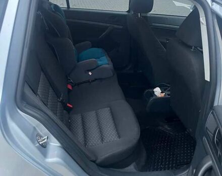 Сірий Шкода Октавія, об'ємом двигуна 1.6 л та пробігом 276 тис. км за 8300 $, фото 5 на Automoto.ua