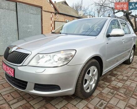 Серый Шкода Октавия, объемом двигателя 1.6 л и пробегом 194 тыс. км за 8350 $, фото 1 на Automoto.ua