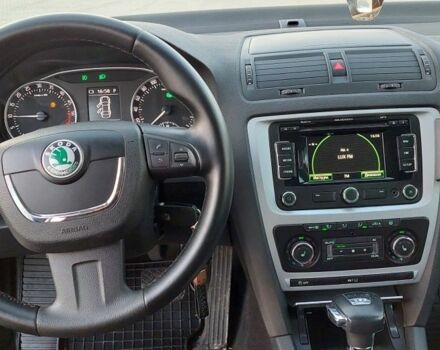 Сірий Шкода Октавія, об'ємом двигуна 1.6 л та пробігом 300 тис. км за 9400 $, фото 5 на Automoto.ua