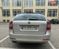 Шкода Октавія 2011 у Харкові на Automoto.ua Сірий Шкода Октавія, об'ємом двигуна 1.6 л та пробігом 232 тис. км за 7500 $, фото 5 на Automoto.ua