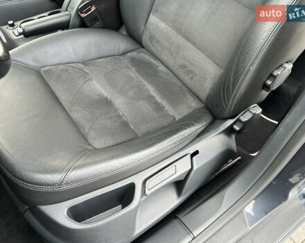 Серый Шкода Октавия, объемом двигателя 2 л и пробегом 211 тыс. км за 12950 $, фото 65 на Automoto.ua