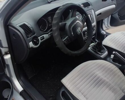 Серый Шкода Октавия, объемом двигателя 1.6 л и пробегом 242 тыс. км за 7800 $, фото 4 на Automoto.ua