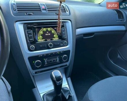 Серый Шкода Октавия, объемом двигателя 1.6 л и пробегом 263 тыс. км за 7700 $, фото 10 на Automoto.ua