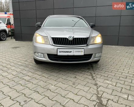 Сірий Шкода Октавія, об'ємом двигуна 1.8 л та пробігом 250 тис. км за 6999 $, фото 4 на Automoto.ua