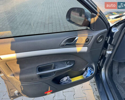 Серый Шкода Октавия, объемом двигателя 1.6 л и пробегом 259 тыс. км за 8800 $, фото 8 на Automoto.ua