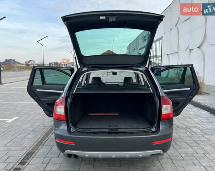 Серый Шкода Октавия, объемом двигателя 2 л и пробегом 211 тыс. км за 13200 $, фото 98 на Automoto.ua