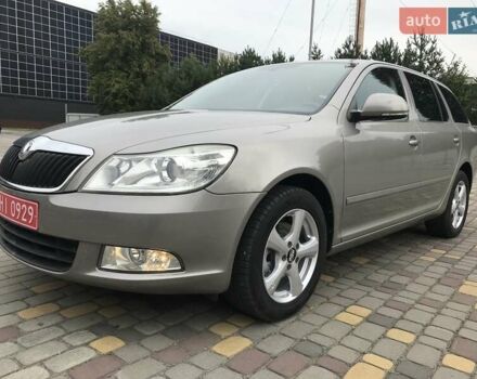 Шкода Октавия 2011 в Луцке на Automoto.ua Серый Шкода Октавия, объемом двигателя 0 л и пробегом 187 тыс. км за 7850 $, фото 16 на Automoto.ua