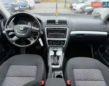 Серый Шкода Октавия, объемом двигателя 1.6 л и пробегом 196 тыс. км за 9850 $, фото 16 на Automoto.ua