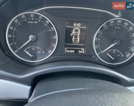 Сірий Шкода Октавія, об'ємом двигуна 1.6 л та пробігом 236 тис. км за 8800 $, фото 15 на Automoto.ua