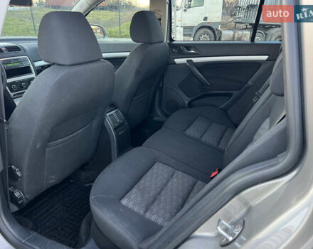 Сірий Шкода Октавія, об'ємом двигуна 1.39 л та пробігом 267 тис. км за 7400 $, фото 13 на Automoto.ua