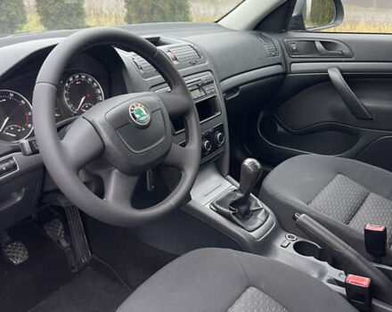 Сірий Шкода Октавія, об'ємом двигуна 1.4 л та пробігом 175 тис. км за 7000 $, фото 17 на Automoto.ua