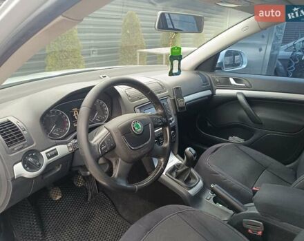 Серый Шкода Октавия, объемом двигателя 1.6 л и пробегом 278 тыс. км за 7500 $, фото 14 на Automoto.ua