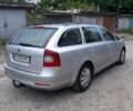 Серый Шкода Октавия, объемом двигателя 1.6 л и пробегом 350 тыс. км за 5500 $, фото 2 на Automoto.ua