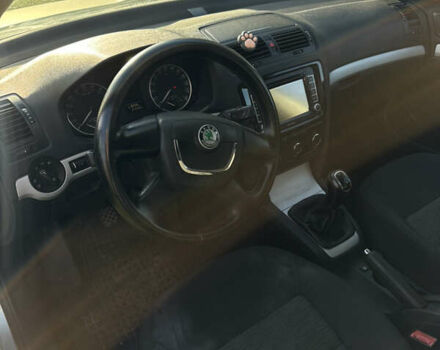 Серый Шкода Октавия, объемом двигателя 1.6 л и пробегом 311 тыс. км за 6400 $, фото 13 на Automoto.ua