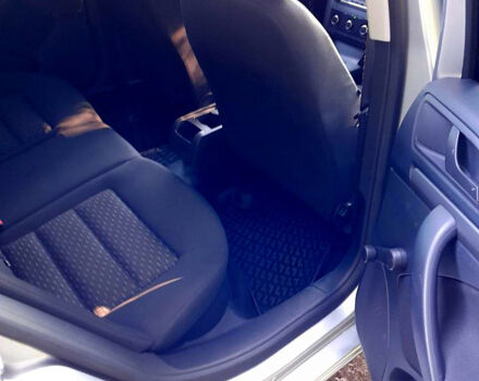 Сірий Шкода Октавія, об'ємом двигуна 1.6 л та пробігом 320 тис. км за 8200 $, фото 7 на Automoto.ua