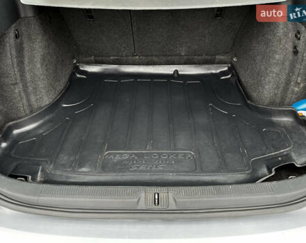 Серый Шкода Октавия, объемом двигателя 1.6 л и пробегом 331 тыс. км за 6650 $, фото 42 на Automoto.ua