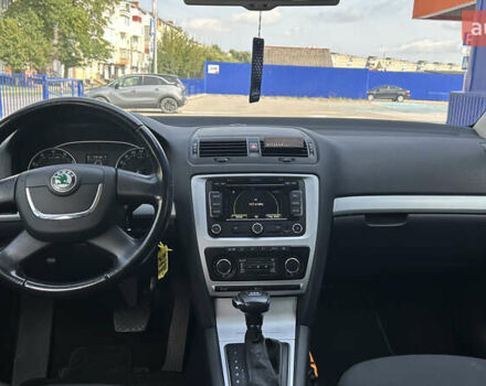 Сірий Шкода Октавія, об'ємом двигуна 1.2 л та пробігом 208 тис. км за 6200 $, фото 23 на Automoto.ua