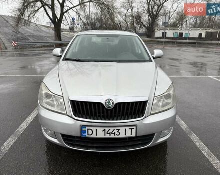 Сірий Шкода Октавія, об'ємом двигуна 1.6 л та пробігом 220 тис. км за 7300 $, фото 6 на Automoto.ua