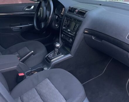 Серый Шкода Октавия, объемом двигателя 1.6 л и пробегом 260 тыс. км за 8500 $, фото 4 на Automoto.ua