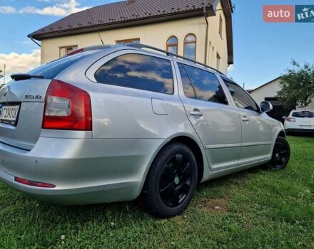Шкода Октавия 2011 в Калуше на Automoto.ua Серый Шкода Октавия, объемом двигателя 1.97 л и пробегом 300 тыс. км за 8000 $, фото 4 на Automoto.ua
