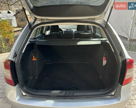 Серый Шкода Октавия, объемом двигателя 1.6 л и пробегом 374 тыс. км за 6600 $, фото 15 на Automoto.ua