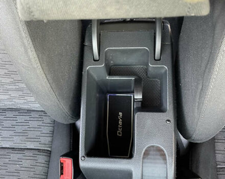 Серый Шкода Октавия, объемом двигателя 1.6 л и пробегом 295 тыс. км за 6800 $, фото 44 на Automoto.ua