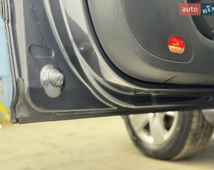 Серый Шкода Октавия, объемом двигателя 2 л и пробегом 217 тыс. км за 10750 $, фото 68 на Automoto.ua