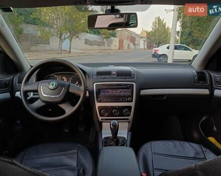 Серый Шкода Октавия, объемом двигателя 1.8 л и пробегом 261 тыс. км за 8800 $, фото 10 на Automoto.ua