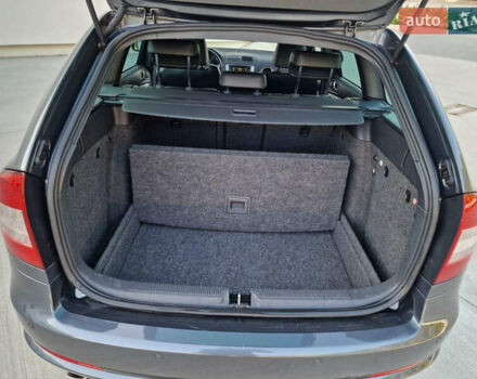 Серый Шкода Октавия, объемом двигателя 2 л и пробегом 217 тыс. км за 9500 $, фото 24 на Automoto.ua