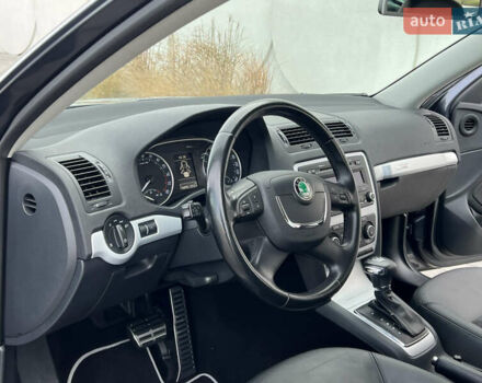 Серый Шкода Октавия, объемом двигателя 2 л и пробегом 211 тыс. км за 13200 $, фото 59 на Automoto.ua