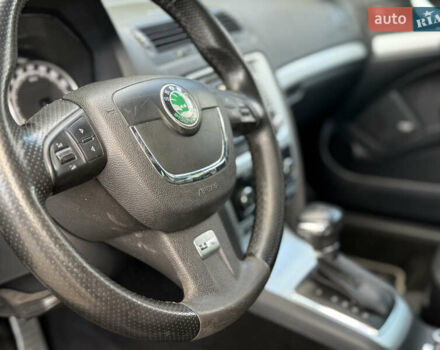 Серый Шкода Октавия, объемом двигателя 2 л и пробегом 230 тыс. км за 9499 $, фото 49 на Automoto.ua